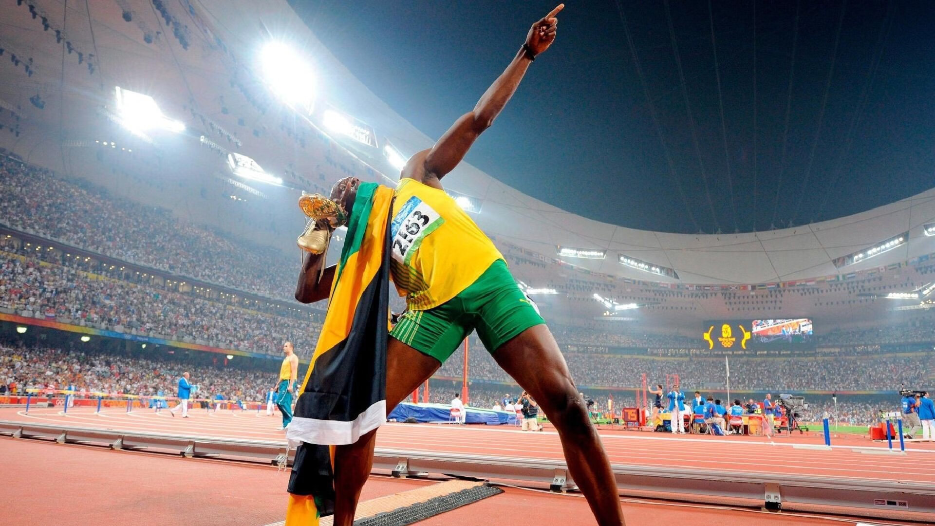 9游app-足球守门员技术培训课程内容更新，足球守门员训练实战宝典